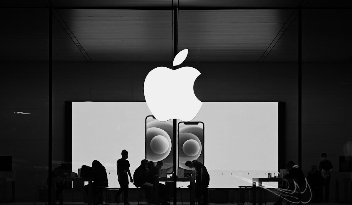Apple Store exterior ahead of fiscal 2026 fourth-quarter earnings
