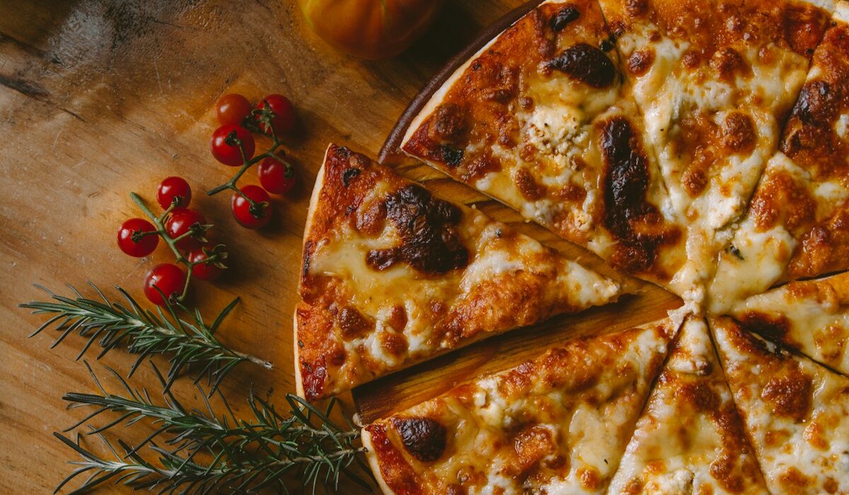 Freshly baked pizza representing Domino’s third-quarter revenue growth