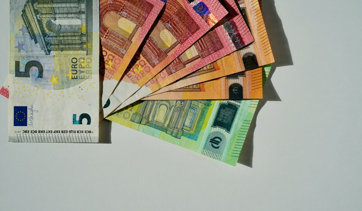 Euro banknotes illustrating the ECB inflation outlook