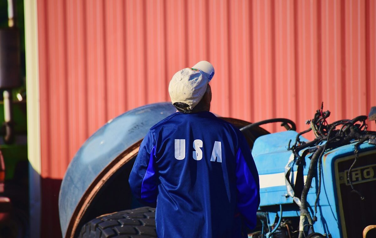U.S. factory worker representing manufacturing conditions in the Federal Reserve Beige Book