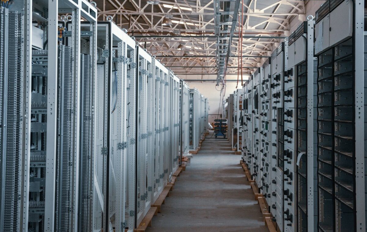 Industrial HVAC controls illustrating Trane Technologies earnings and backlog growth
