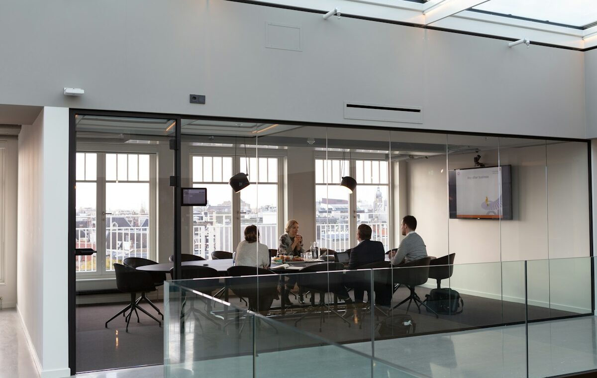 Financial advisers in a meeting representing Lazard advisory services