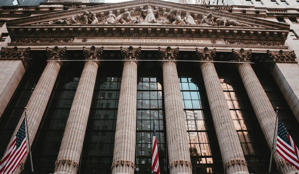 New York Stock Exchange building illustrating a reverse stock split explainer