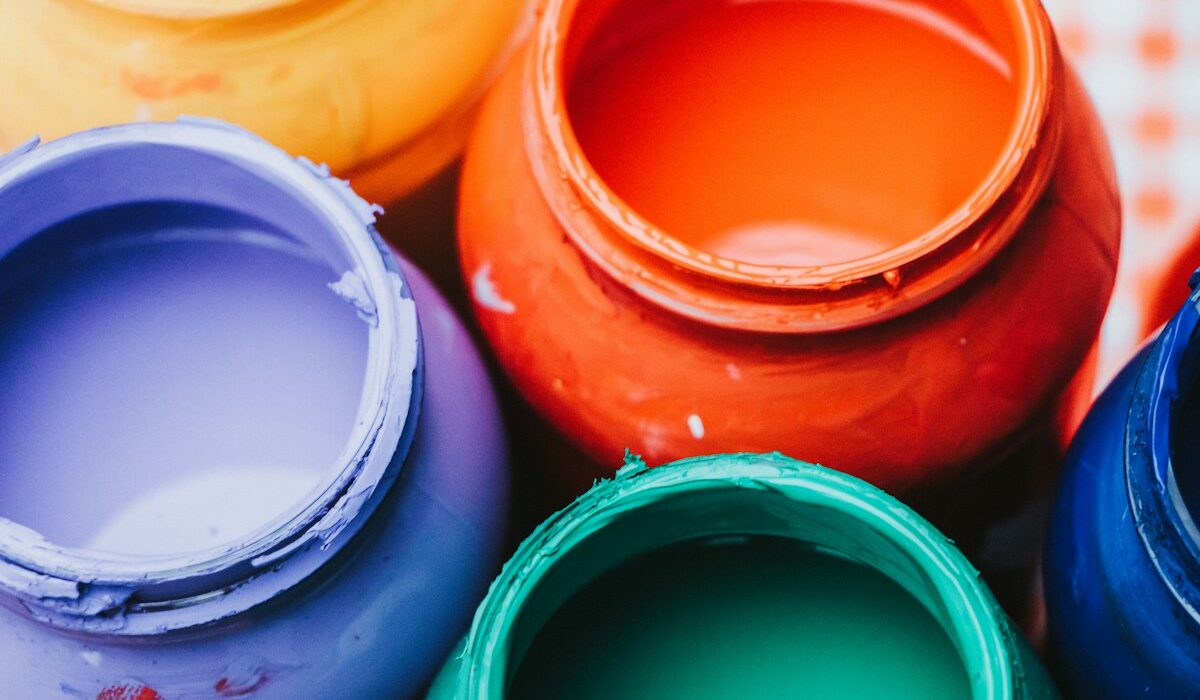 AkzoNobel Q3 results and colorful paint coating containers