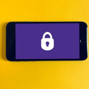 Smartphone secured by a padlock illustrating the Digital Forensics sextortion case