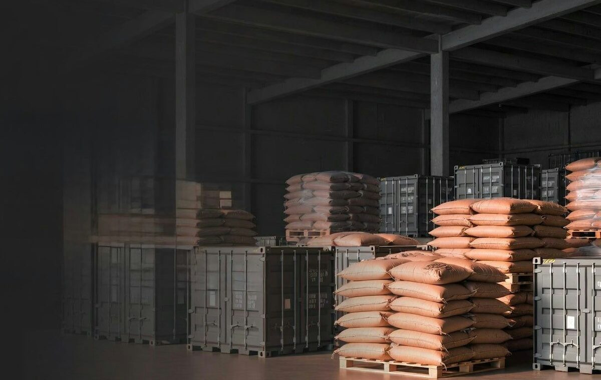 SOS stock analysis showing commodity trading warehouse inventory