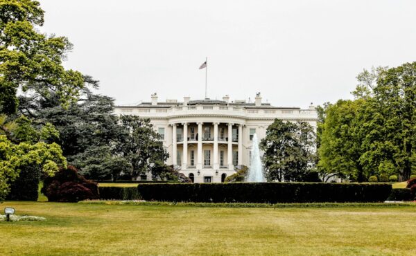 White House exterior, where the Lisa Cook inquiry hearing is scheduled for November 5.