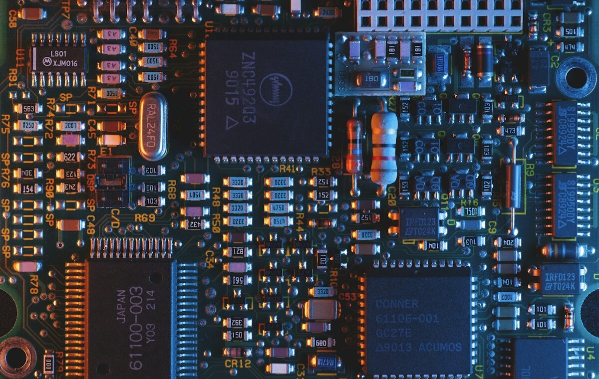 XMax HexaGaN acquisition represented by a semiconductor circuit board